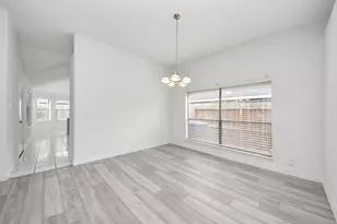 4922 E Laureldale Dr, Houston, TX 77041 - Photo 9