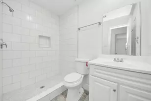 4922 E Laureldale Dr, Houston, TX 77041 - Photo 31