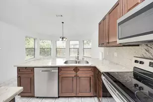 4922 E Laureldale Dr, Houston, TX 77041 - Photo 13