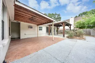 4922 E Laureldale Dr, Houston, TX 77041 - Photo 33