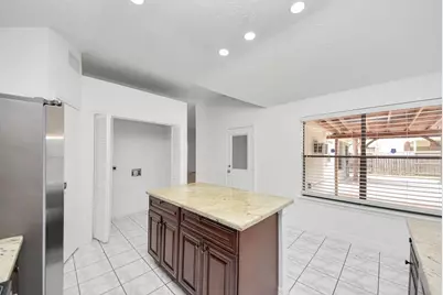 4922 E Laureldale Drive, Houston, TX 77041 - Photo 15