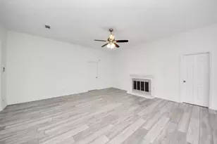 4922 E Laureldale Dr, Houston, TX 77041 - Photo 7