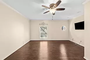 9621 Longmont Dr, Houston, TX 77063 - Photo 21