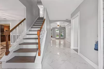 2239 Parkdale Drive, Houston, TX 77339 - Photo 5