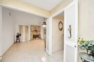 11610 Bowhead Dr, Houston, TX 77013 - Photo 5