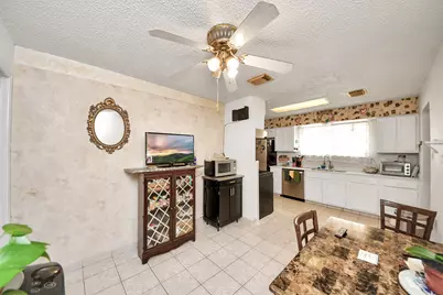 11610 Bowhead Drive, Houston, TX 77013 - Photo 13