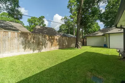 815 Thornvine Lane, Houston, TX 77079 - Photo 33