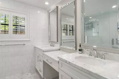 815 Thornvine Lane, Houston, TX 77079 - Photo 19