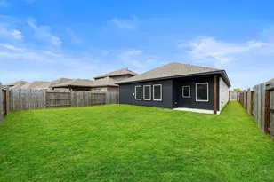 15102 Wiltshire Castle Ln, Houston, TX 77044 - Photo 13
