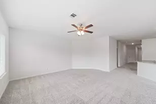 15102 Wiltshire Castle Ln, Houston, TX 77044 - Photo 5