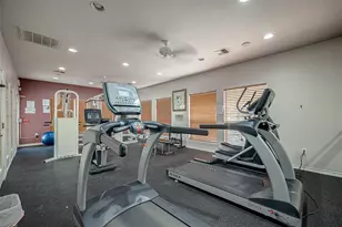 2255 Braeswood Park Dr, Houston, TX 77030 - Photo 15