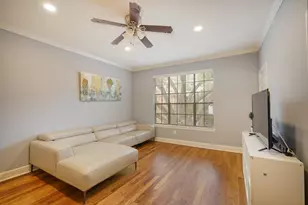 2255 Braeswood Park Dr, Houston, TX 77030 - Photo 5