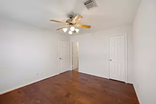 1727 Hadley St, Houston, TX 77003 - Photo 5