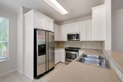 1727 Hadley Street, Houston, TX 77003 - Photo 13