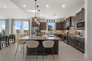 11919 Canal View Blvd, Mont Belvieu, TX 77523 - Photo 21