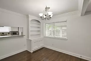 2075 Little Cedar Dr, Houston, TX 77339 - Photo 9