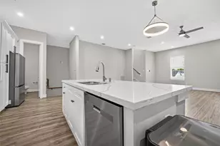 7814 De Priest St, Houston, TX 77088 - Photo 9