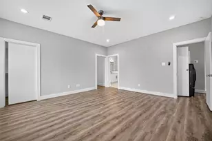 7814 De Priest St, Houston, TX 77088 - Photo 19