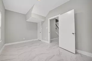7814 De Priest St, Houston, TX 77088 - Photo 17