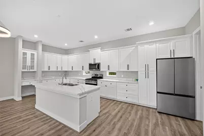7814 De Priest Street, Houston, TX 77088 - Photo 9