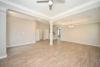 1502 Beaconshire Road, Houston, TX 77077 - Photo 5