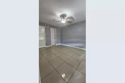 9700 Leawood Boulevard #1111, Houston, TX 77099 - Photo 15