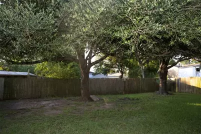 7722 Sunbonnet Lane, Houston, TX 77064 - Photo 15