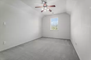 7 Canyon Wren Dr, Spring, TX 77389 - Photo 33