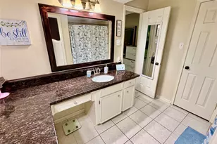 11918 Stillwater Dr, Houston, TX 77070 - Photo 25