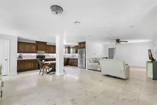 2543 Fountain View St, New Caney, TX 77357 - Photo 5