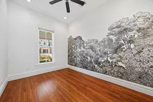 220 W 10th St, Houston, TX 77008 - Photo 19