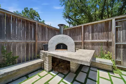 220 W 10th Street, Houston, TX 77008 - Photo 29