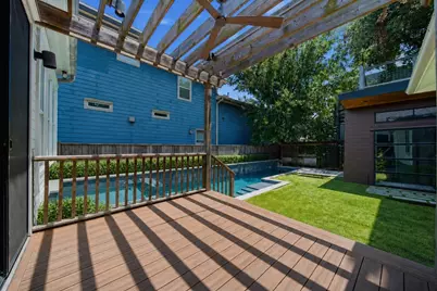220 W 10th Street, Houston, TX 77008 - Photo 27