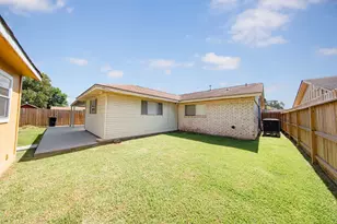823 Parkhill St, Channelview, TX 77530 - Photo 29