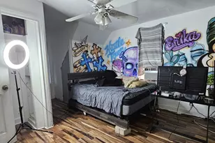 402 W James Ave, Baytown, TX 77520 - Photo 17