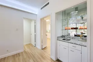 9333 Memorial Dr, Houston, TX 77024 - Photo 9