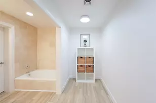 9333 Memorial Dr, Houston, TX 77024 - Photo 33