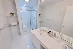 9333 Memorial Dr, Houston, TX 77024 - Photo 39