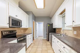 208 Bernburg Ct, College Station, TX 77845 - Photo 11