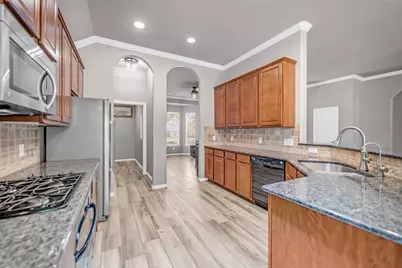 20743 Oakhurst Creek Drive, Porter, TX 77365 - Photo 11