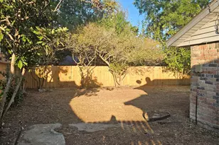 10411 Sagewillow Ln, Houston, TX 77089 - Photo 9