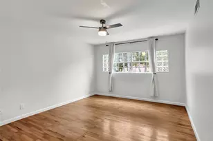 7 Briar Dale Ct, Houston, TX 77027 - Photo 17