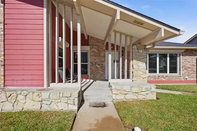 7706 Chantilly Circle, Galveston, TX 77551 - Photo 3