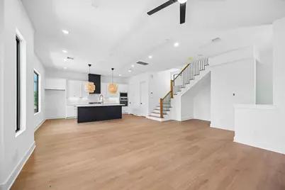 1323 W 22nd Street, Houston, TX 77008 - Photo 7