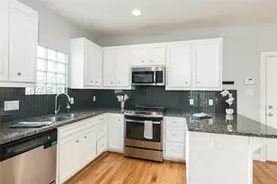 3719 Main Aspen Dr, Houston, TX 77025 - Photo 9