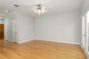 3719 Main Aspen Dr, Houston, TX 77025 - Photo 11