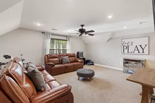 636 W Lake Dr, Livingston, TX 77351 - Photo 39
