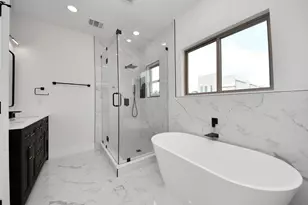 5630 Dolores St, Houston, TX 77057 - Photo 21