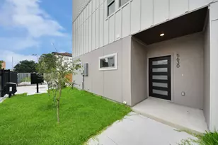 5630 Dolores St, Houston, TX 77057 - Photo 31