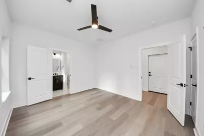 5630 Dolores Street, Houston, TX 77057 - Photo 25